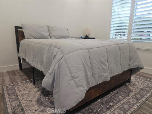 822 E Borchard Avenue, Santa Ana, CA