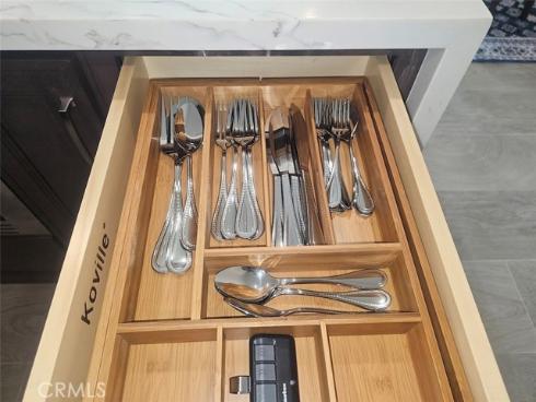 822 E Borchard Avenue, Santa Ana, CA