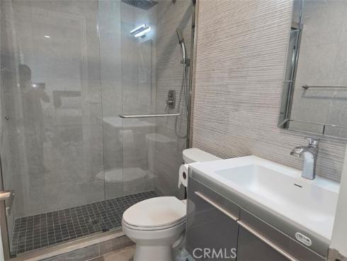 822 E Borchard Avenue, Santa Ana, CA