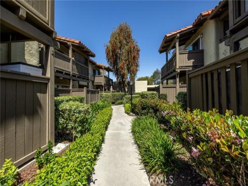 1345 Cabrillo Park 14 Drive, Santa Ana, CA