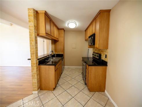 1345 Cabrillo Park 14 Drive, Santa Ana, CA