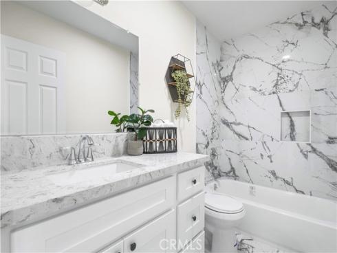 1000 W Macarthur  106  Boulevard, Santa Ana, CA