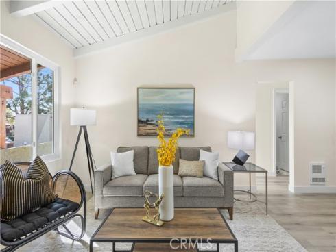 1000 W Macarthur  106  Boulevard, Santa Ana, CA