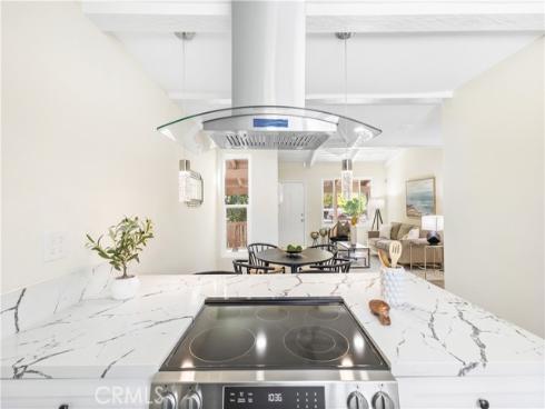 1000 W Macarthur  106  Boulevard, Santa Ana, CA