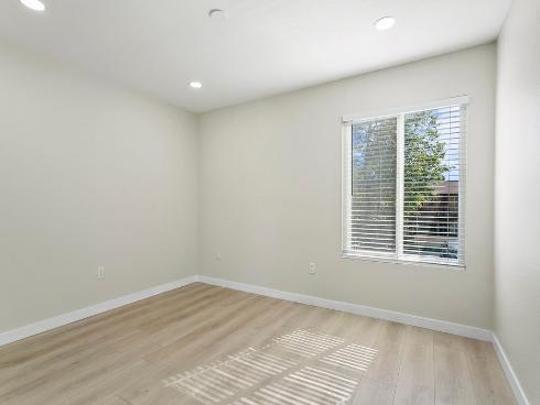 1030 W Macarthur  132  Boulevard, Santa Ana, CA