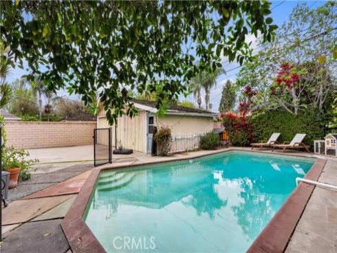 941 W Buffalo Avenue, Santa Ana, CA