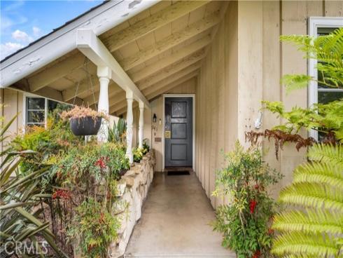 941 W Buffalo Avenue, Santa Ana, CA