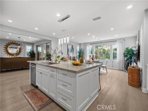 2020 Picasso , Santa Ana, CA