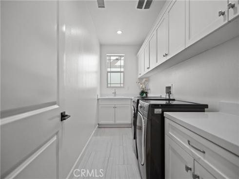 2020 Picasso , Santa Ana, CA