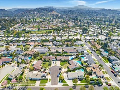 18172  Saint Moritz   Circle, Santa Ana, CA