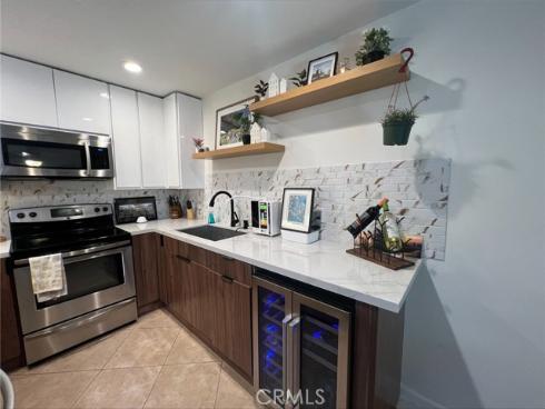 1602 N King B6 Street, Santa Ana, CA