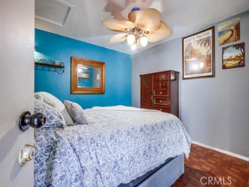 1127 W. Myrtle St. , Santa Ana, CA