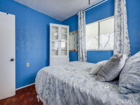 1127 W. Myrtle St. , Santa Ana, CA