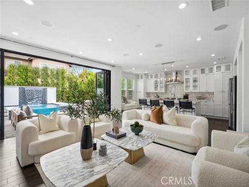 1934 W Red Fox Road, Santa Ana, CA