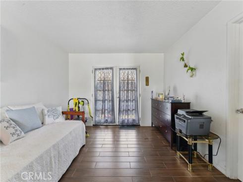 611 S Orange 11 Avenue, Santa Ana, CA