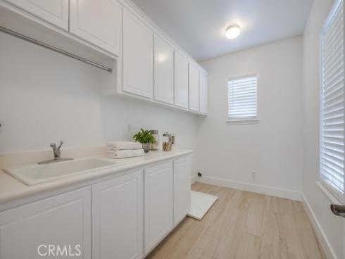 1916 W Blackhawk   Drive, Santa Ana, CA