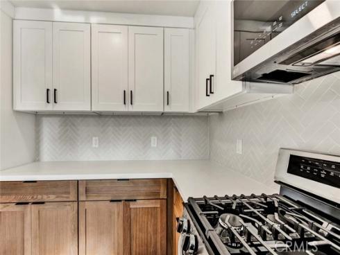 1226 W Walnut Street, Santa Ana, CA