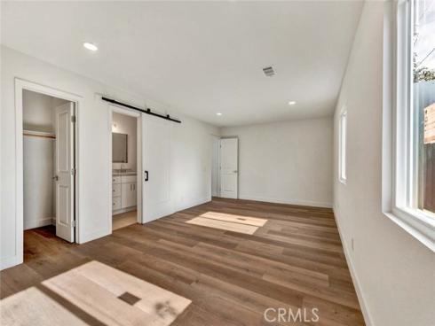 1226 W Walnut Street, Santa Ana, CA