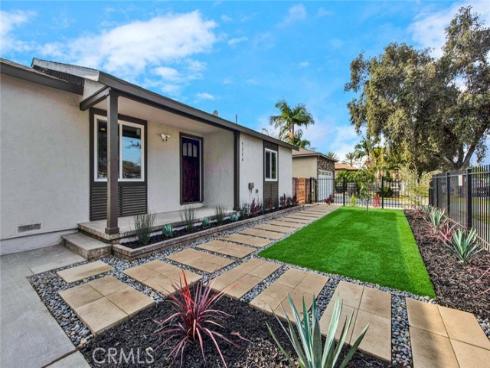 1226 W Walnut Street, Santa Ana, CA