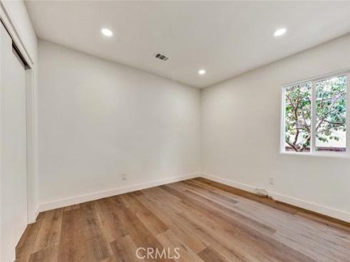 1226 W Walnut Street, Santa Ana, CA