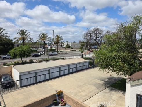 611 N Bristol 1 Street, Santa Ana, CA