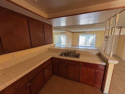 631 S Fairview 16H Street, Santa Ana, CA