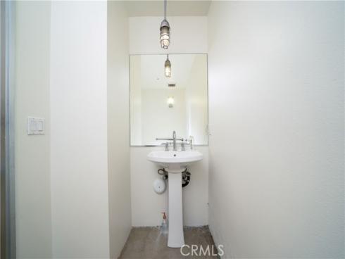 937 E Santa Ana Boulevard, Santa Ana, CA