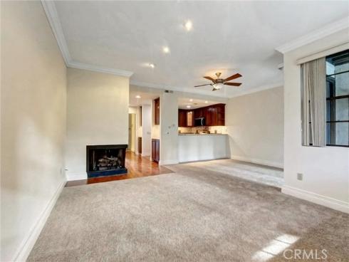 2516 W Macarthur C Boulevard, Santa Ana, CA