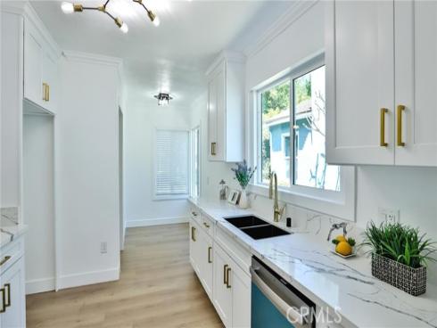 835 Freeman Street, Santa Ana, CA