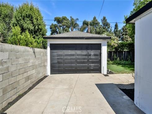 835 Freeman Street, Santa Ana, CA