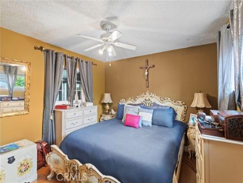 1406 W Camden Place, Santa Ana, CA