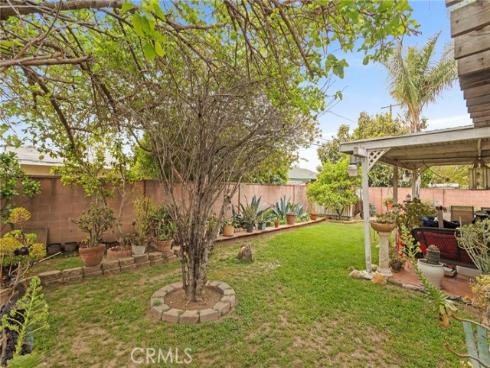 1406 W Camden Place, Santa Ana, CA