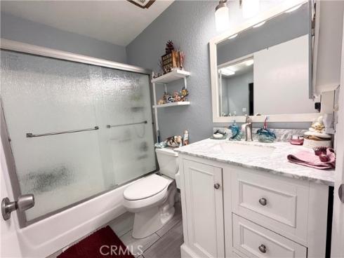 1725 W 3rd  1  Street, Santa Ana, CA