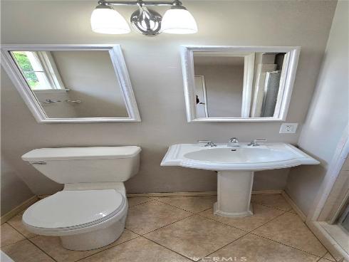 1922 Meriday Lane, Santa Ana, CA