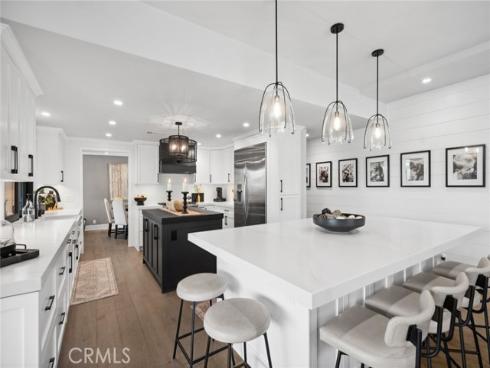 2121 Valhalla Drive, Santa Ana, CA