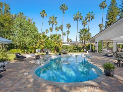 2121 Valhalla Drive, Santa Ana, CA