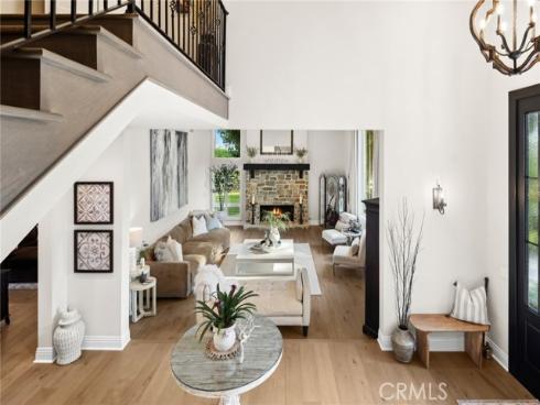 2121 Valhalla Drive, Santa Ana, CA