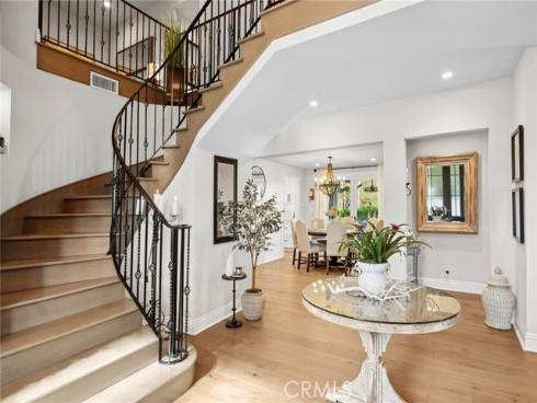 2121 Valhalla Drive, Santa Ana, CA