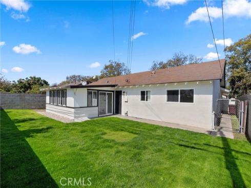 2902 W Raymar Street, Santa Ana, CA