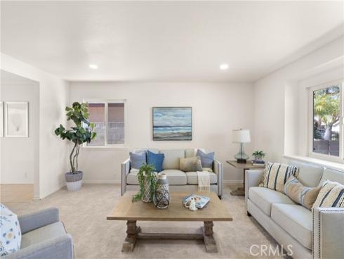 2902 W Raymar Street, Santa Ana, CA