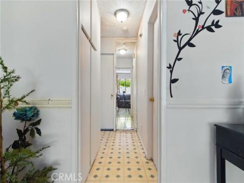 341 Carriage 51 Drive, Santa Ana, CA