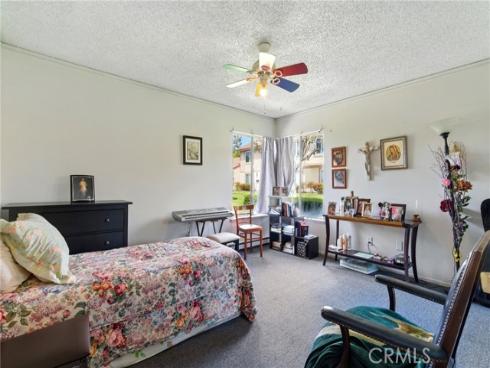 341 Carriage 51 Drive, Santa Ana, CA