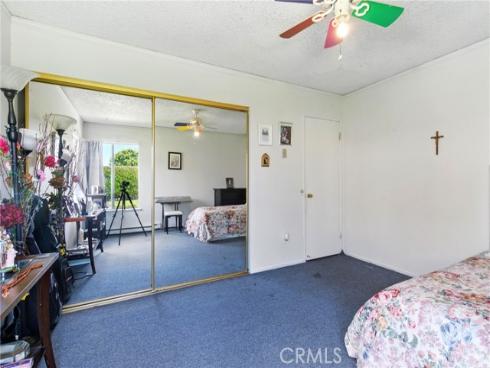 341 Carriage 51 Drive, Santa Ana, CA