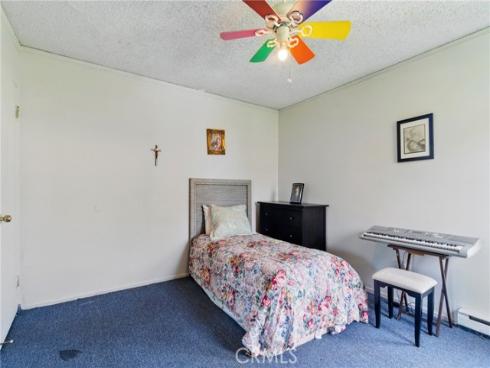 341 Carriage 51 Drive, Santa Ana, CA