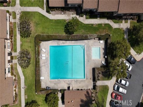 341 Carriage 51 Drive, Santa Ana, CA