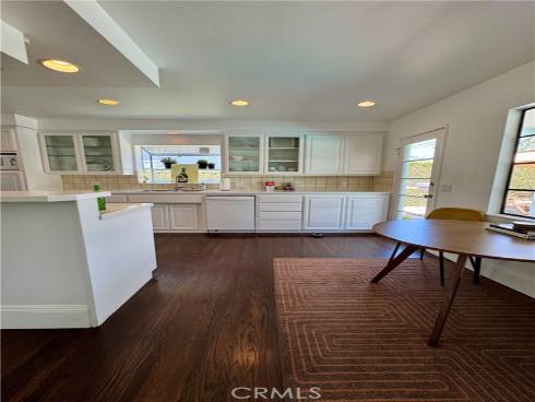 1111 W Sharon Road, Santa Ana, CA