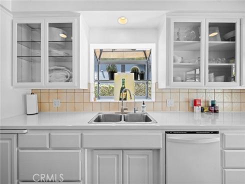 1111 W Sharon Road, Santa Ana, CA