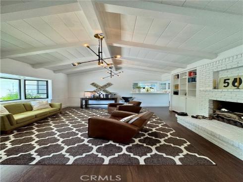 1111 W Sharon Road, Santa Ana, CA