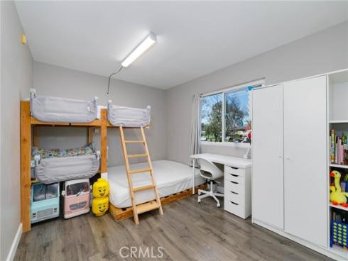 1710 Normandy 2 Place, Santa Ana, CA