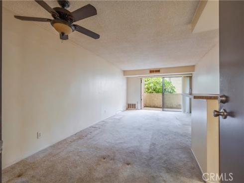 700 W 3rd B112 Street, Santa Ana, CA